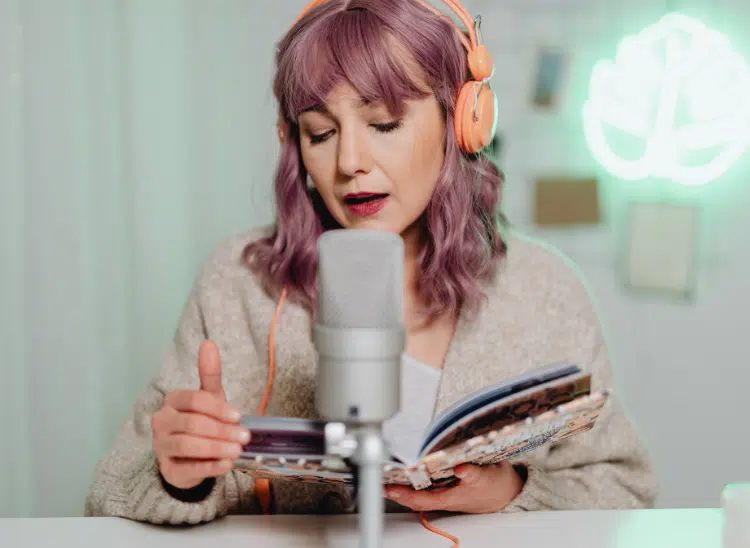 Dicas para Melhorar a Dicção e Voz - 35mm